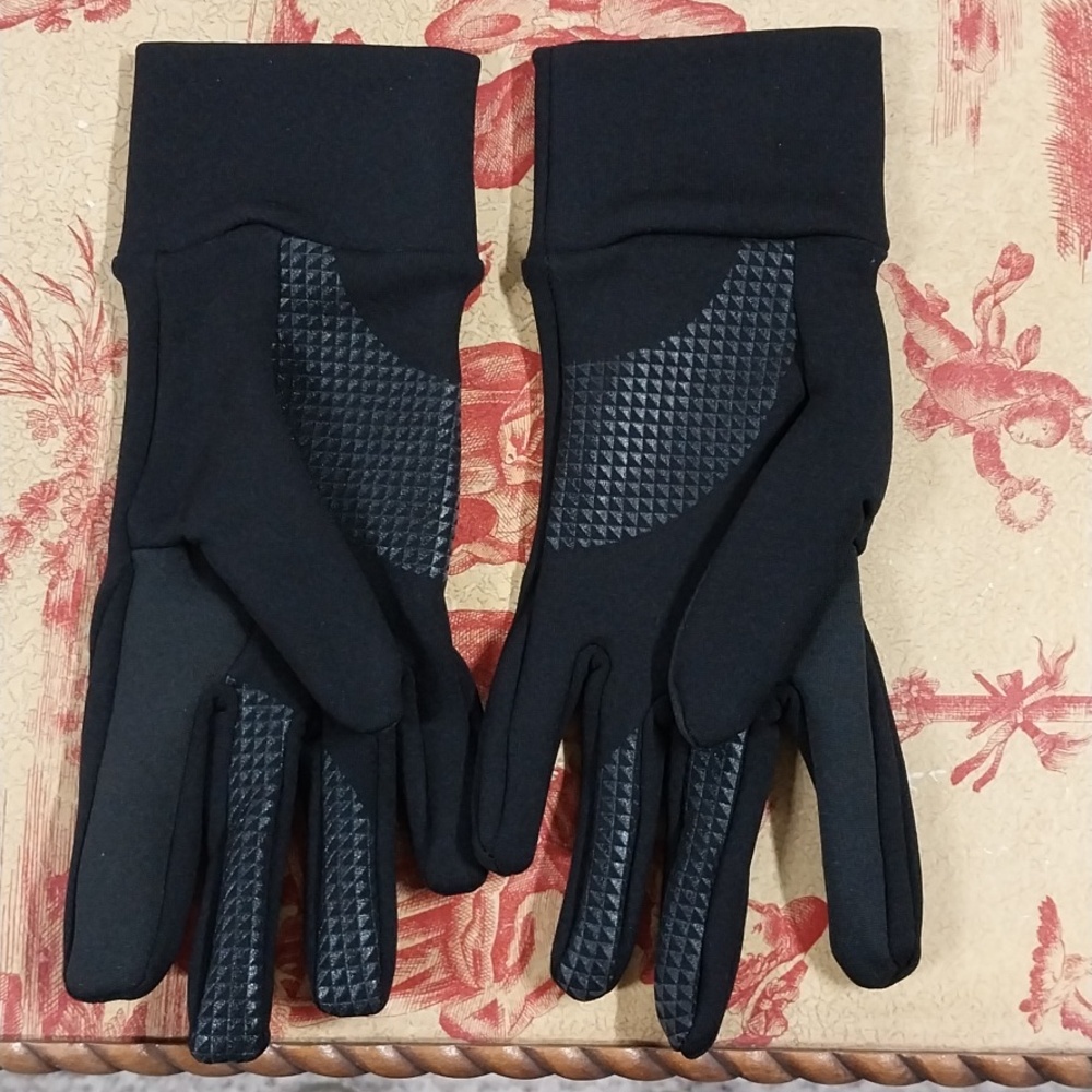 Mission RadiantActive Midweight Performance Glove… - image 2